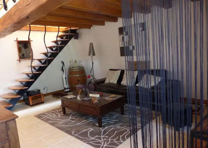 Havre De Paix En Gatine La Tessonniere Habitación en casa particular